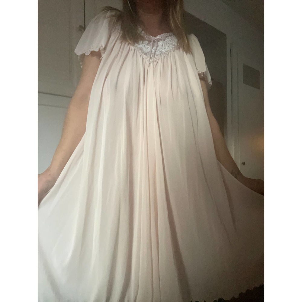 Miss Elaine Classics Light Pink Vintage Ruffled Nightgown OS